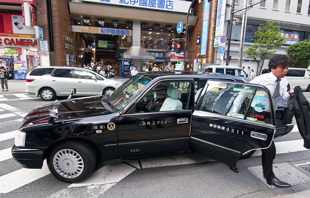 日勤？ 隔日勤務？ タクシードライバーの働き方とそれぞれのメリット