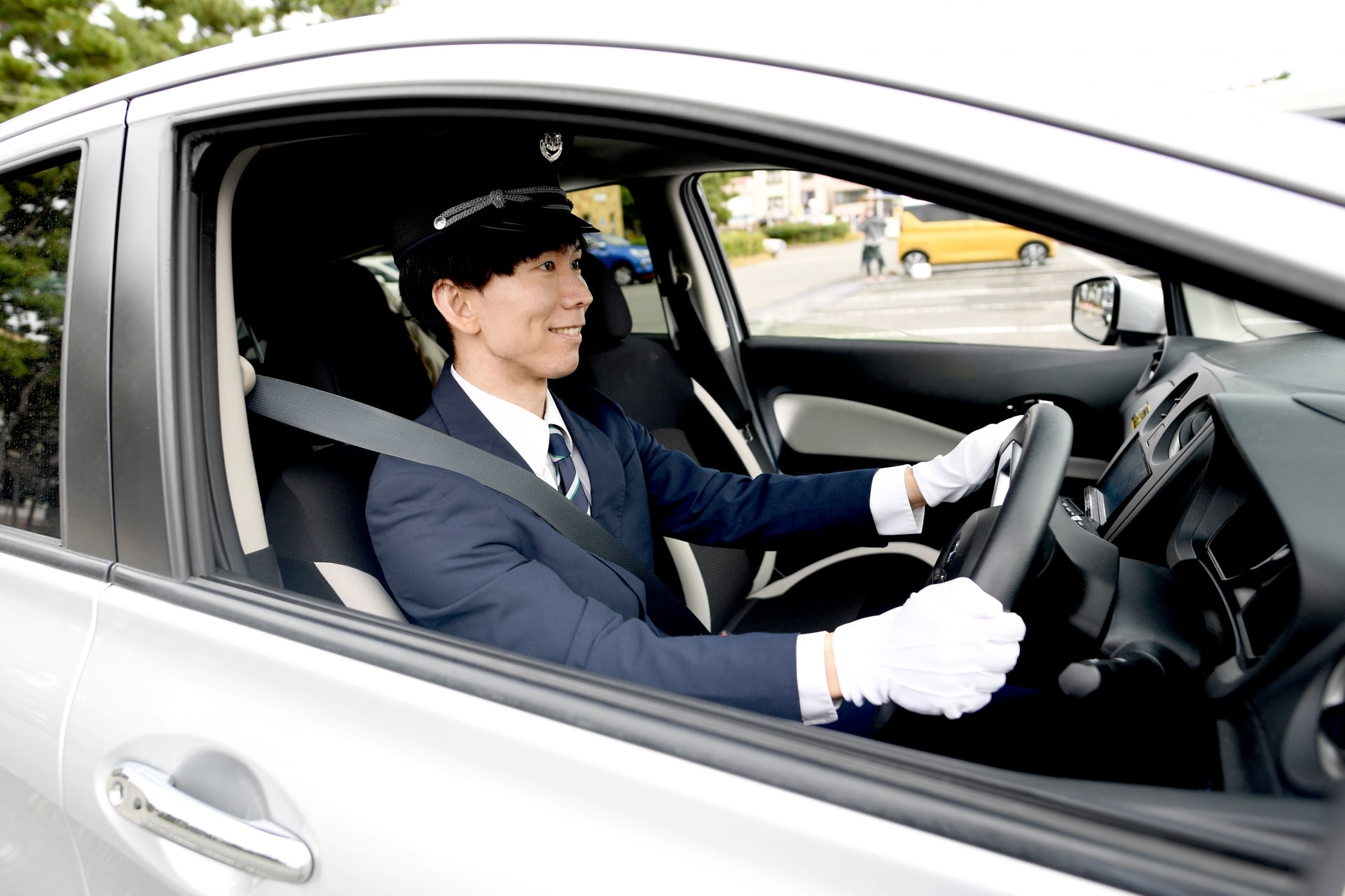 タクシー運転手は楽しい仕事?楽しいと感じる理由や向いている人を解説