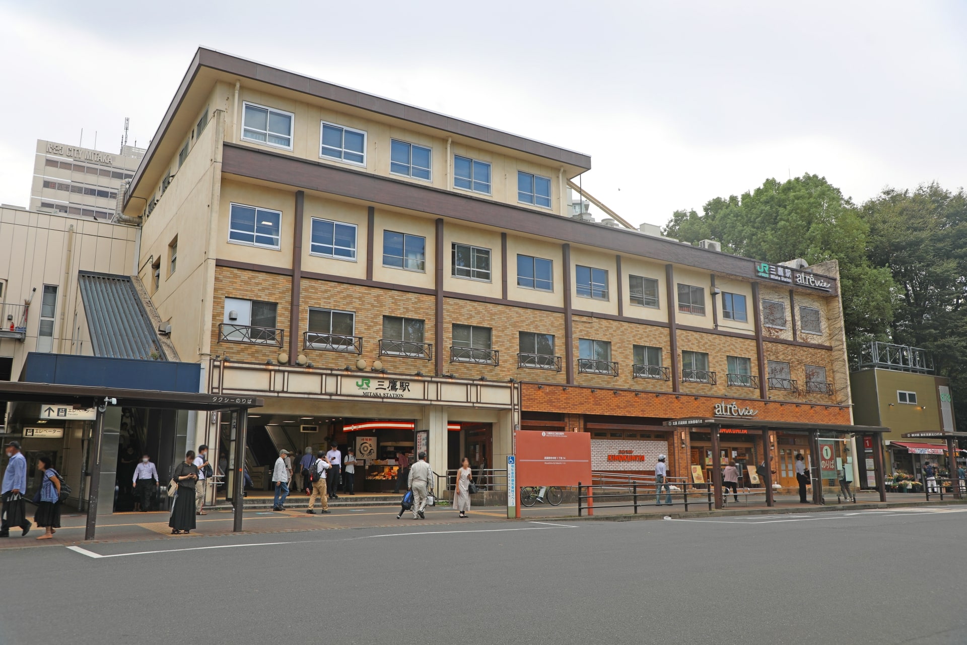 三鷹市でタクシー利用が多い場所